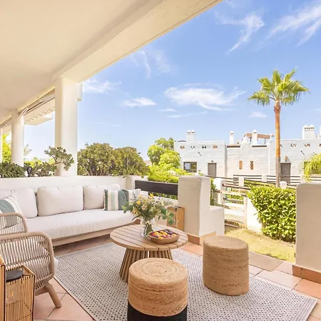 Sunset Golf Apartment