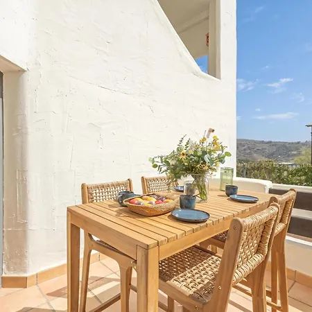 Sunset Golf Apartment Estepona